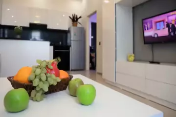 Günlük Kirayə Yeni Tikili 8-ci Kilometrdə