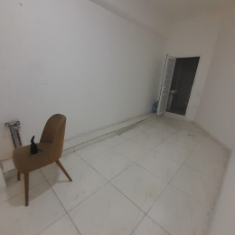 Kirayə Obyekt 4 otaq 110 m², 1 sot  ərazi, İçərişəhər