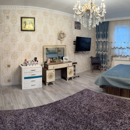 Satılır 5 otaqlı Həyət evi 230 m², 5 sot  torpaq, Badamdar