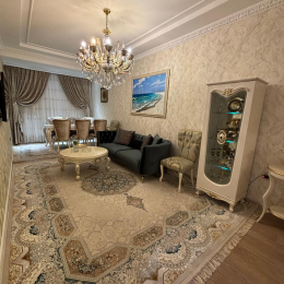 Satılır 2 otaqlı Yeni Tikili 70 m², 28 May metrosu ətrafı