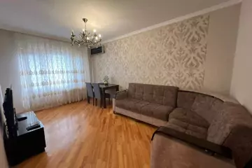 Aylıq Kirayə Köhnə Tikili 8-ci Kilometrdə 