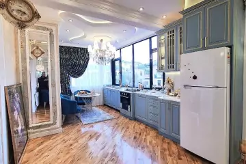 Satılır Yeni Tikili 8-ci Kilometrdə