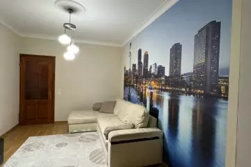 Satılır Köhnə Tikili Xətai Park Yaşayış Kompleksida