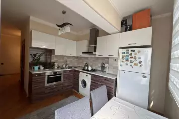 Aylıq Kirayə Köhnə Tikili 8-ci Kilometrdə