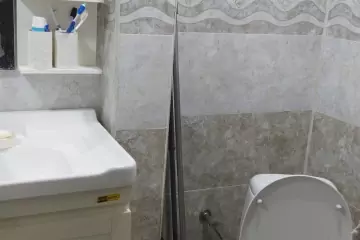 Satılır Köhnə Tikili 8-ci Kilometrdə