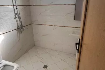 Satılır Həyət Evi Yeni Bakida
