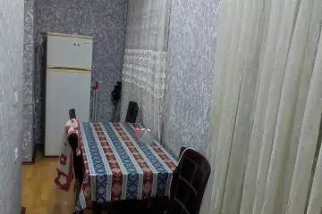 Satılır Köhnə Tikili Nərimanov Parkı
