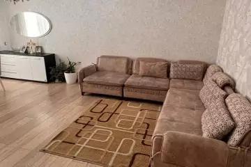 Satılır Həyət Evi Yeni Bakida