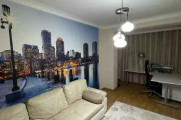 Satılır Köhnə Tikili Xətai Park Yaşayış Kompleksida