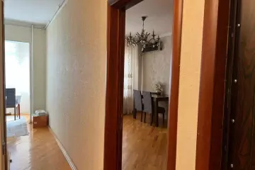 Aylıq Kirayə Köhnə Tikili 8-ci Kilometrdə
