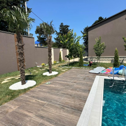 Günlük kirayə 4 otaqlı bağ evi 90 m², 10 sot  torpaq, Mərdəkan