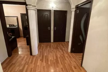 Satılır Köhnə Tikili Hüseyn Cavid Parkı