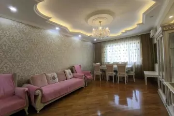 Aylıq Kirayə Yeni Tikili Elmler Akademiyasıda