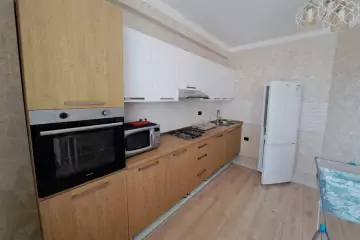 Aylıq Kirayə Yeni Tikili Ağ şəhər Kompleksində