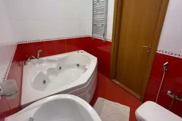 Satılır Yeni Tikili 28 May Metrosu ətrafında
