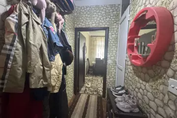 Satılır Köhnə Tikili 6-cı Mikrorayonda