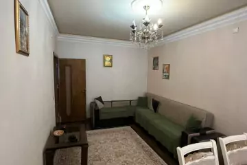 Satılır Köhnə Tikili Yeni Günəşlidə