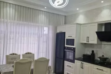 Satılır Həyət Evi Buzovnada