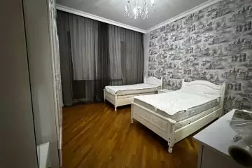 Aylıq Kirayə Yeni Tikili Elmler Akademiyasıda