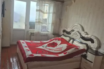 Satılır Köhnə Tikili Hövsanda