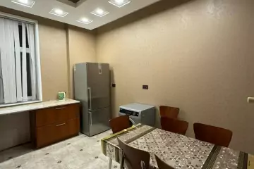 Aylıq Kirayə Yeni Tikili Nəsimi Bazarında