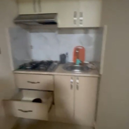 Kirayə 2 otaqlı Köhnə Tikili 70 m², Elmler Akademiyası