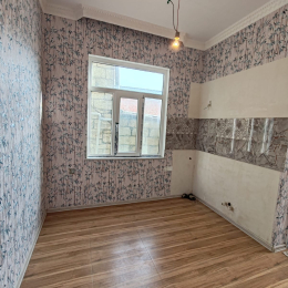Satılır 3 otaqlı Həyət evi 70 m², 1 sot  torpaq, Xırdalan şəhəri