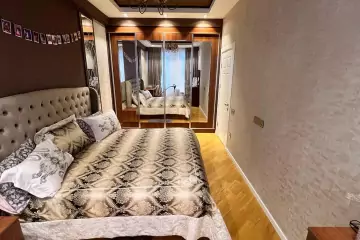 Satılır Yeni Tikili Masazırda