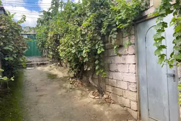 Satılır Həyət Evi Bülbülədə