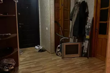 Satılır Köhnə Tikili Bakı Kinoteatrıda