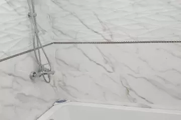 Satılır Yeni Tikili Bakı Kinoteatrıda