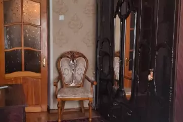 Satılır Köhnə Tikili Gənclikdə