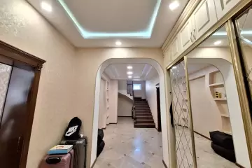 Satılır Villa 8-ci Mikrorayonda