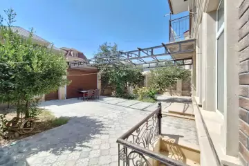 Satılır Villa 8-ci Mikrorayonda