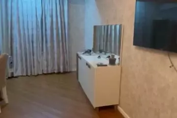 Aylıq Kirayə Köhnə Tikili Elmler Akademiyasıda