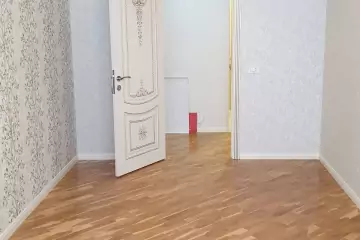 Satılır Yeni Tikili Bakı Kinoteatrıda