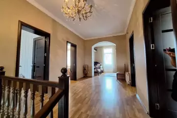 Satılır Villa 8-ci Mikrorayonda