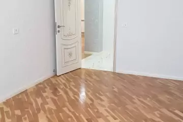 Satılır Yeni Tikili Bakı Kinoteatrıda