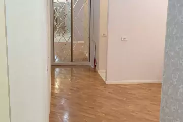 Satılır Yeni Tikili Bakı Kinoteatrıda