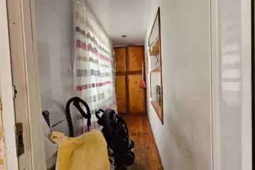 Satılır Köhnə Tikili 8-ci Mikrorayonda