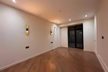 Satılır Yeni Tikili Grand Hayatda