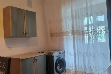 Satılır Köhnə Tikili Yeni Günəşlidə