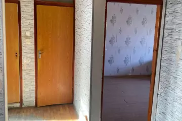 Satılır Köhnə Tikili Ukraniya Dairəsida