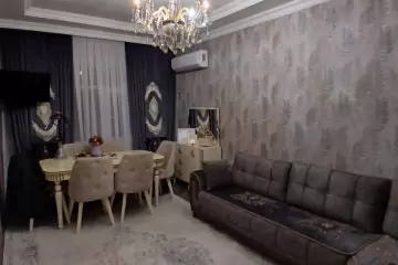 Satılır Köhnə Tikili Qaraçuxurda