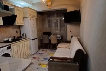 Satılır Köhnə Tikili Qaraçuxurda