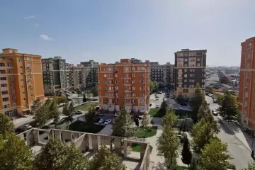 Satılır Yeni Tikili Masazırda