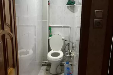 Satılır Köhnə Tikili Bakı Kinoteatrıda