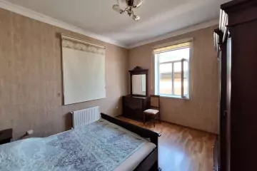 Satılır Villa 8-ci Mikrorayonda