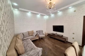 Satılır Villa 8-ci Mikrorayonda