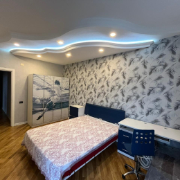 Kirayə 3 otaqlı Yeni Tikili 140 m², Yasamal